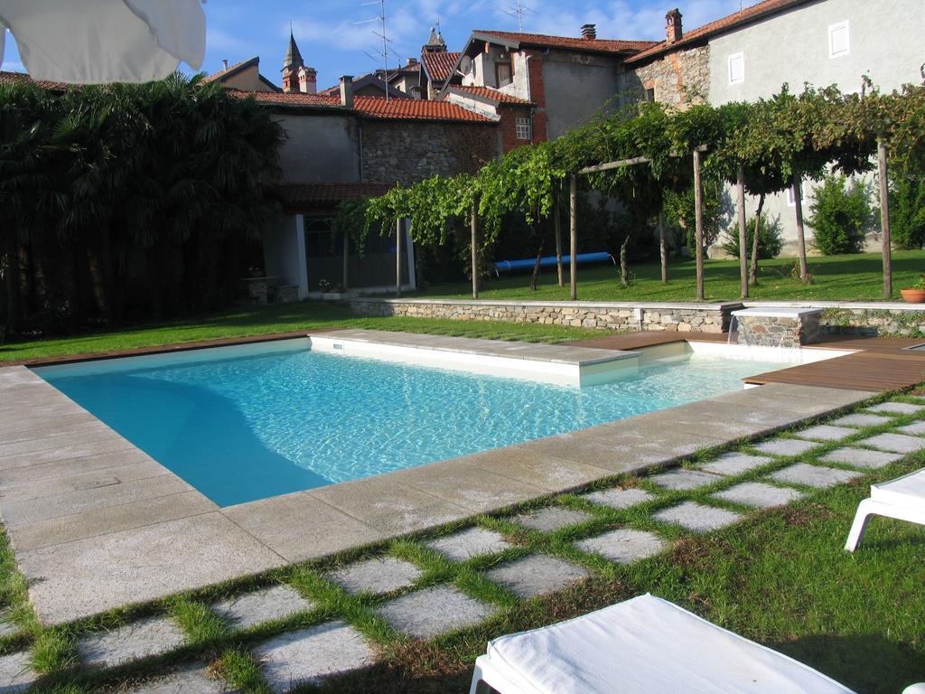 Casamariuccia Guest House Massino Visconti Exterior photo