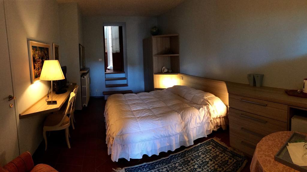 Casamariuccia Guest House Massino Visconti Exterior photo