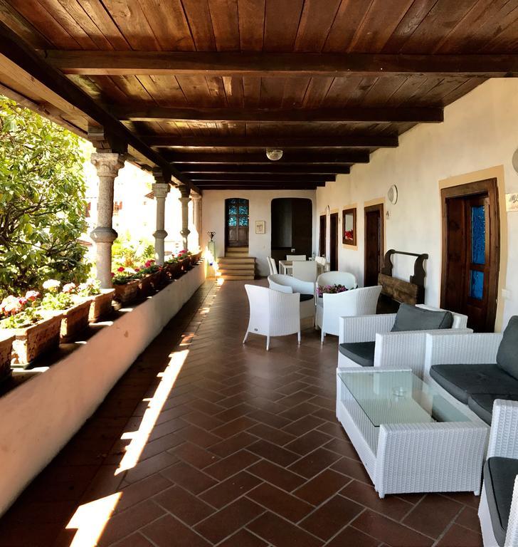 Casamariuccia Guest House Massino Visconti Exterior photo