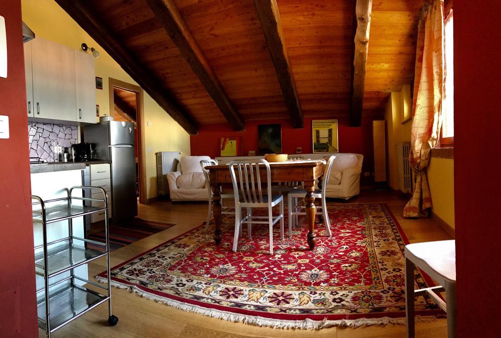 Casamariuccia Guest House Massino Visconti Exterior photo