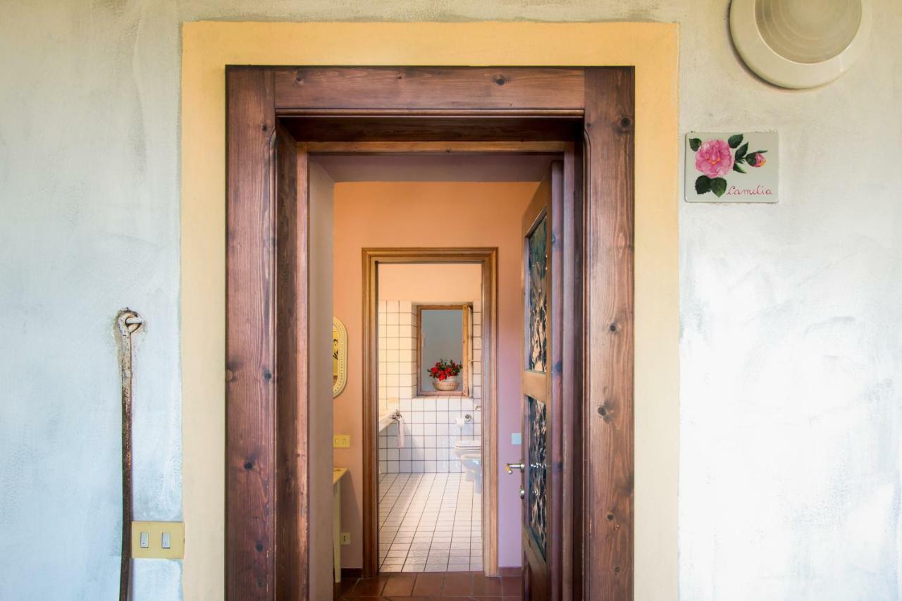 Casamariuccia Guest House Massino Visconti Exterior photo